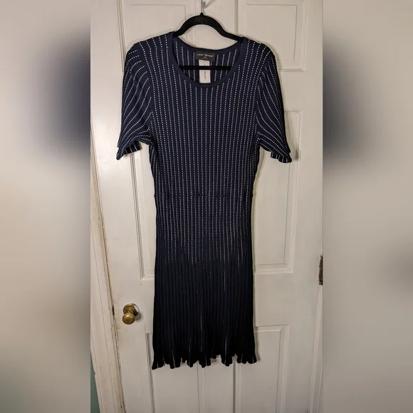 Lane Bryant Perfect Sleeve Crew neck sweater dress size 1x NWT - Picture 2 of 9